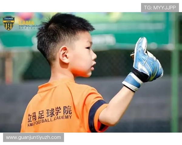 如何利用ku体育足球平台获取专业的比赛数据与战术分析，提升你的足球知识水平